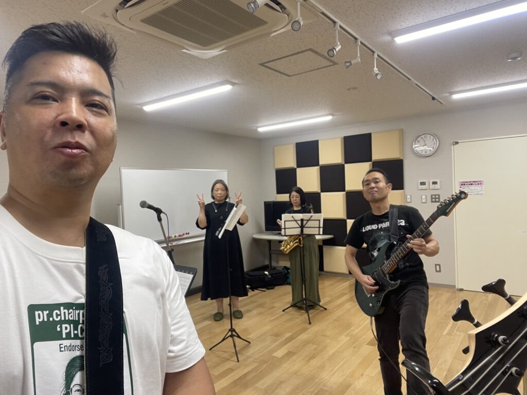 YEGバンドも頑張ってます